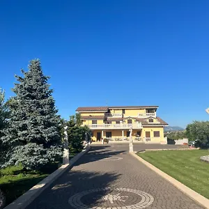 https://villa-giona-roma-rome.it-romehotels.com